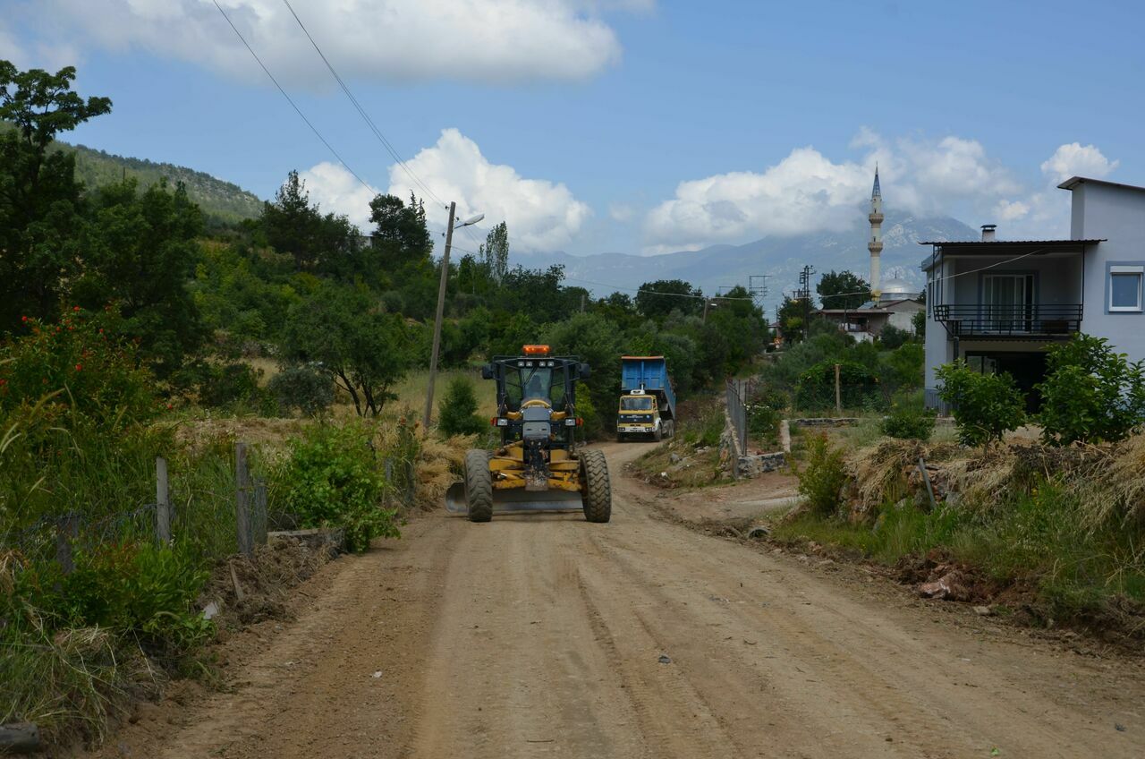 BELDİBİ YOLU ASFALTA HAZIRLIK ÇALIŞMASI (2)