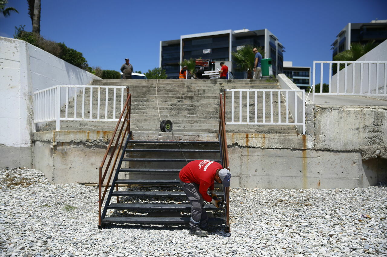 PARK BAHÇELER ÇİÇEK DİKİMİ (9)