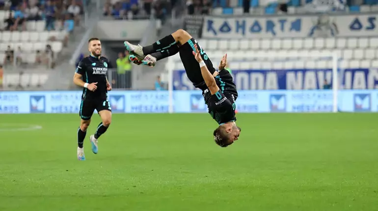 64de773d80a0330b7cf14f69