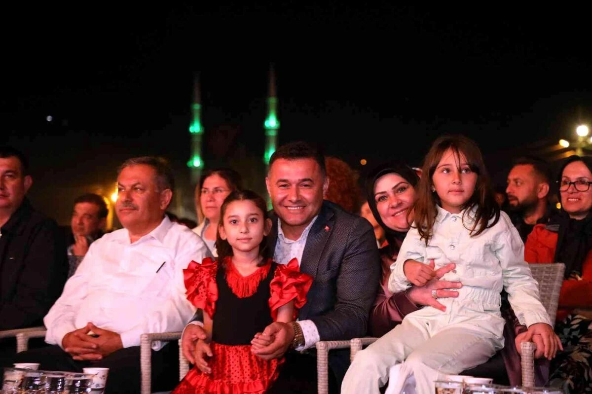 gokbel-guresleri-muhtesem-konserlerle-basladi-15081083_amp