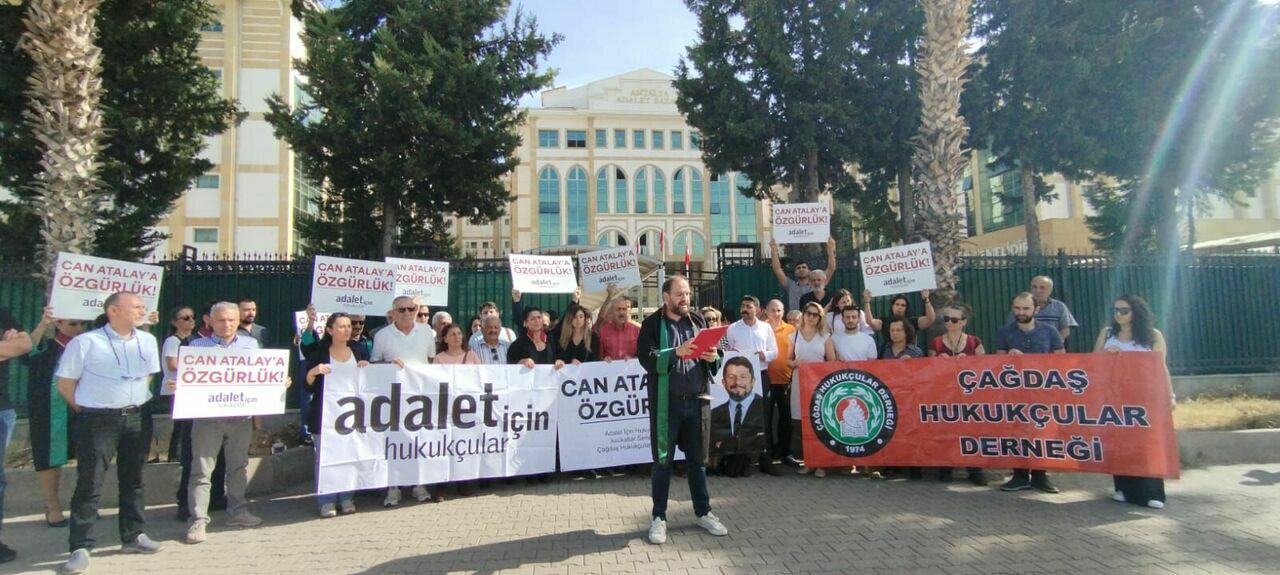 e20edb40-2551-46e4-bd0b-efc5adc82d36