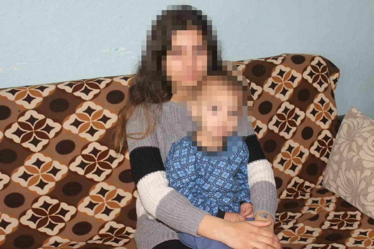 12 Yaşındaki Kaçırılan Kız Ve Çocuğu