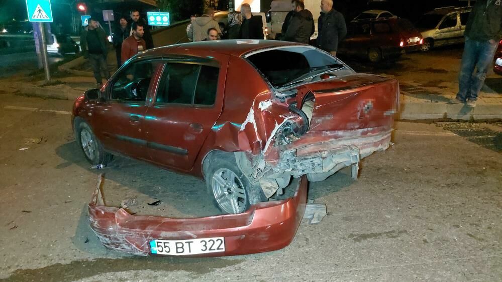 Samsun'da zincirleme trafik kazası: 4 yaralı