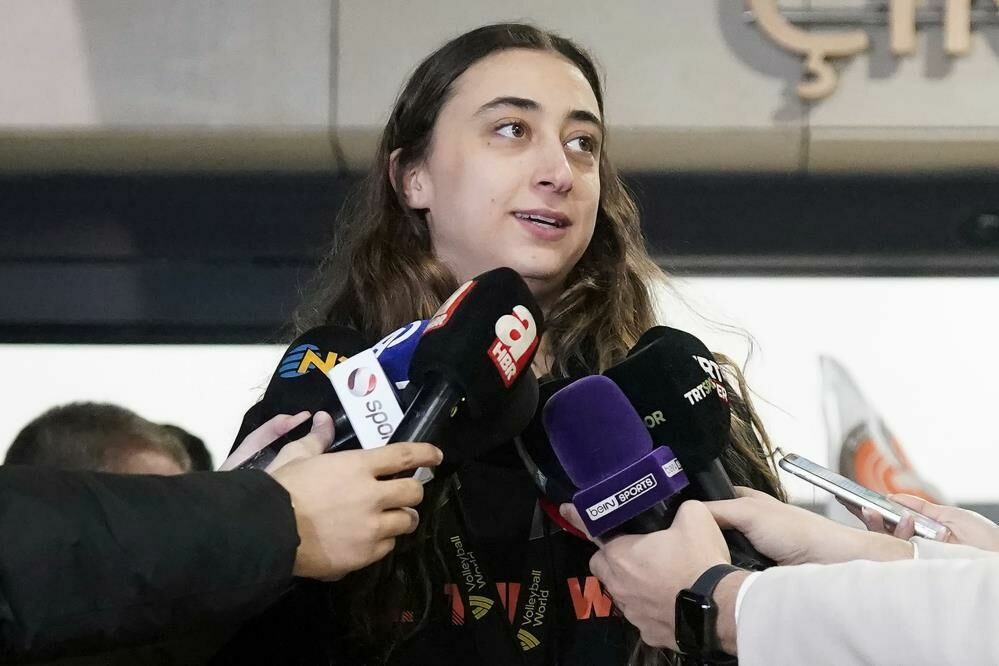 Dünya Şampiyonu Eczacıbaşı Dynavit zaferle yurda dönüş yaptı