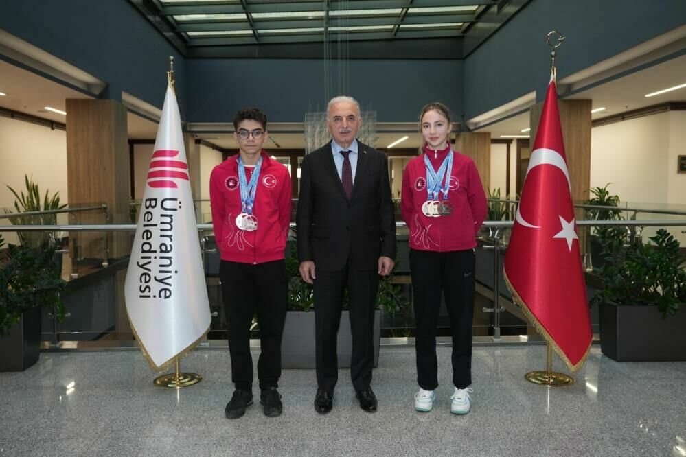 Ümraniyeli sporcular Avrupa'da başarıya imza attılar