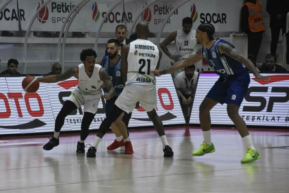 Petkimspor Büyükçekmece'yi geriden gelerek yendi