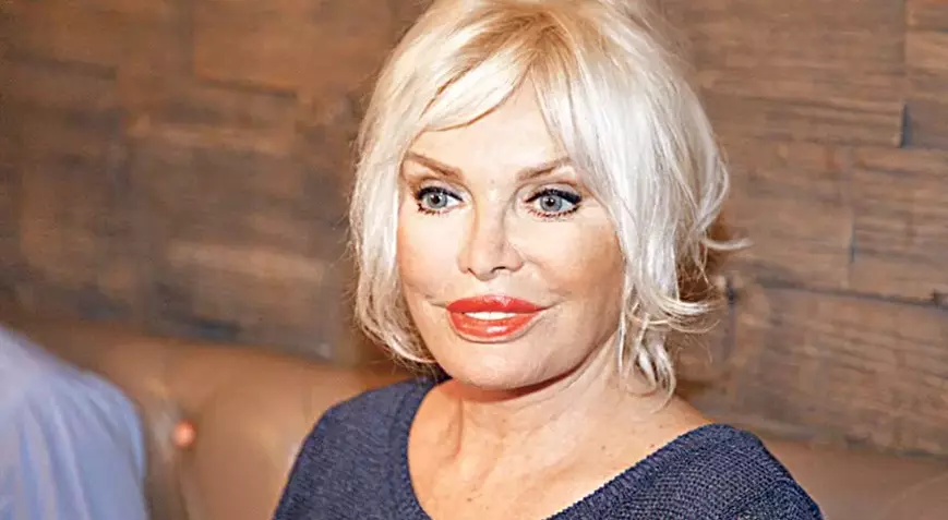 Ajda Pekkan (4)