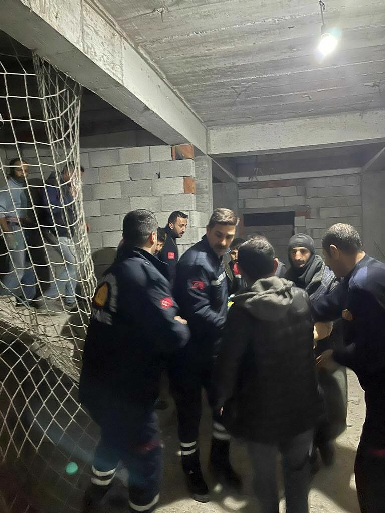 Asansör Boşluğuna Düşen Inşaat Işçisi Hayatını Kaybetti2