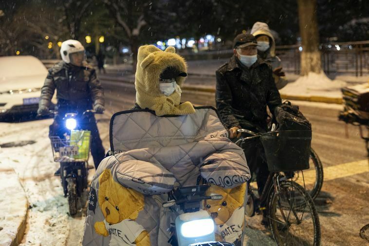 Çin’i Soğuk Hava Dalgası Vurdu, Sokaklar Beyaza Büründü2 Result