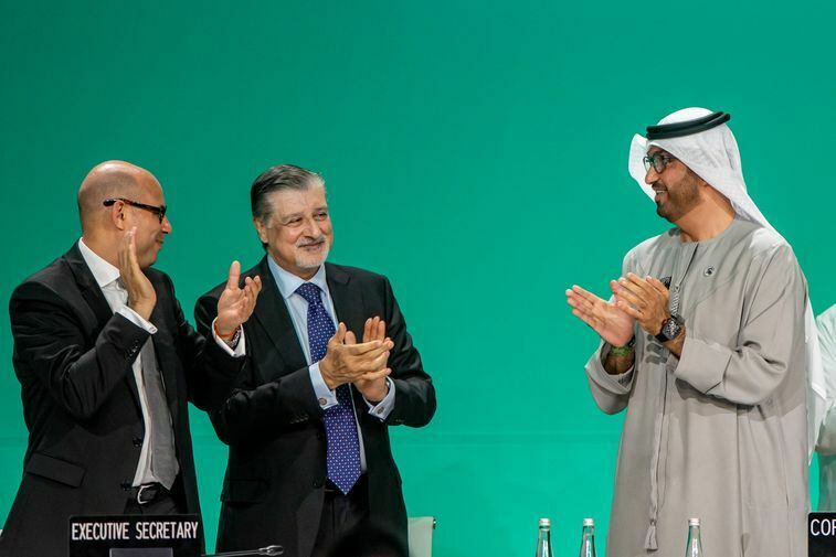 Cop28 İklim Zirvesi’nde Ilk Kez Fosil Yakıtlardan Uzaklaşılması Konusunda Anlaşmaya Varıldı5 Result