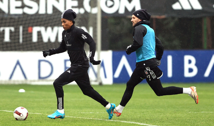 Beşiktaş derbi öncesi hazırlıklarını sürdürüyor
