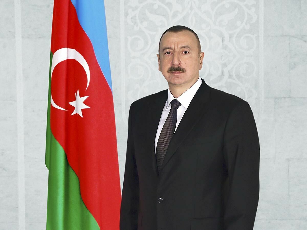 Azerbaycan'da Cumhurbaşkanı Adaylığı Onaylandı: İlham Aliyev Seçimlere Katılacak