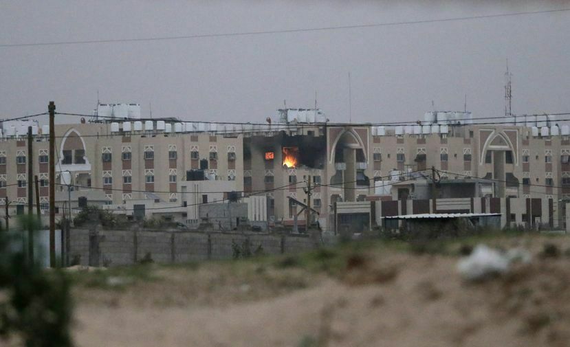 İsrail Bureij Mülteci Kampındaki Evi Vurdu! Gazze'deki Can Kaybı 20 Bin 258’E Yükseldi 