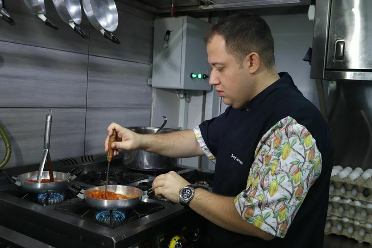 Kaymaklı Menemen Nasıl Yapılır Kaymaklı Menemen Tarifi (3)