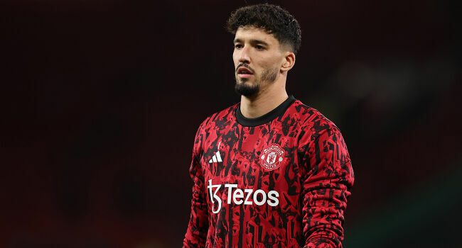 Altay Bayındır Manchester United'da ilk maçına çıkıyor