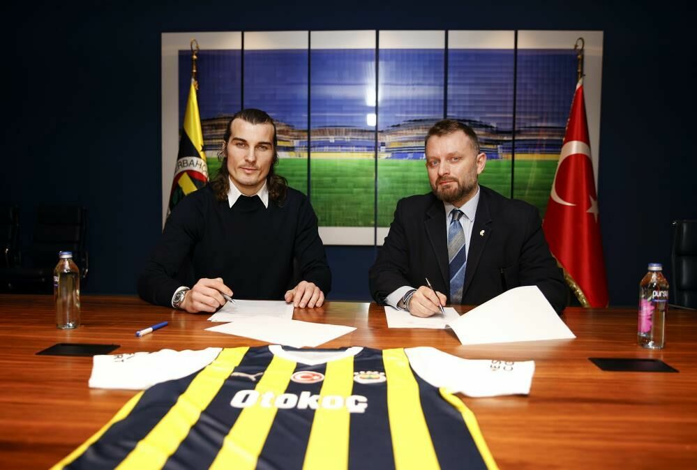 Çağlar Söyüncü Fenerbahçe'ye transfer oldu