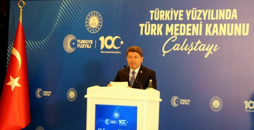 Adalet Bakanı Tunç Torpil Yazışmasını Böyle Savundu Bize Herkes Mesaj Atabilir