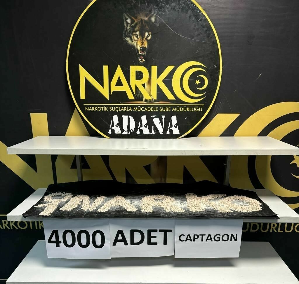 Adana'da 4 Bin Uyuşturucuyu Baklava Kutusuna Gizlediler 