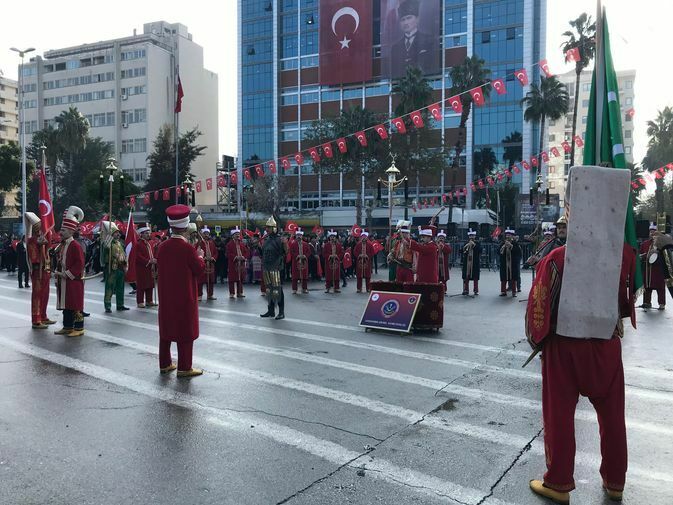 Adana'da Kurtuluşun 102. Yılı Coşkuyla Kutlandı