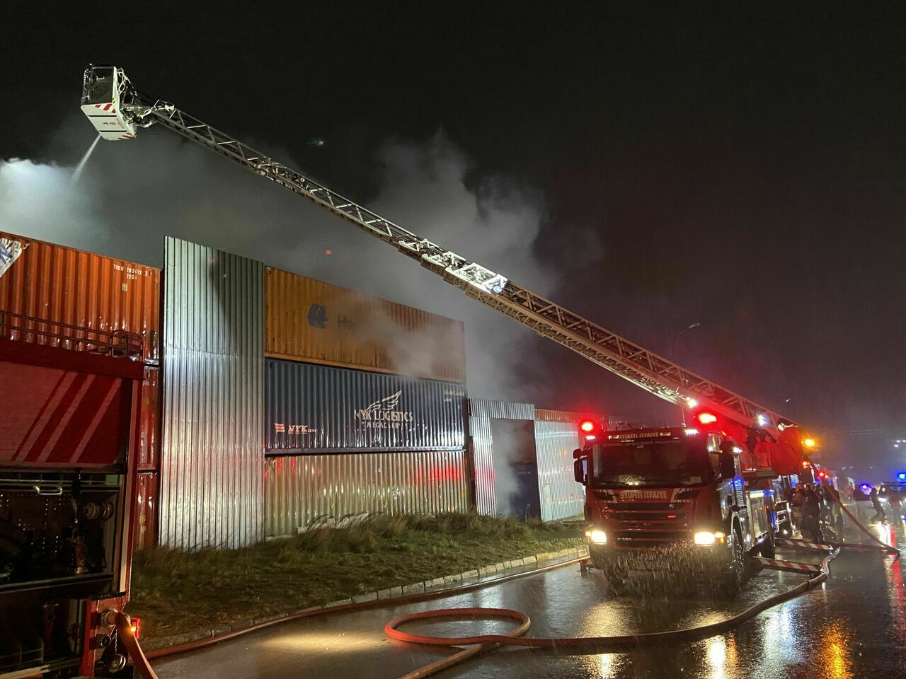 Arnavutköy’de Film Platosu Alev Alev Yandı2