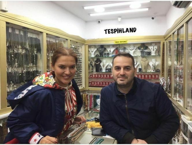 Bu Tespih Balina Kusmuğundan Yapılıyor! Fiyatına Inanmayacaksınız 
