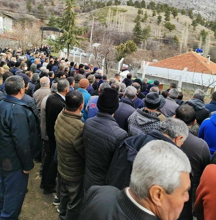 Elektrik Direğinden Düşen Işçi Hayatını Kaybetti3