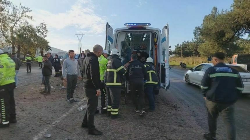 Hatay İskenderun'da Işçi Servisleri Çarpıştı!