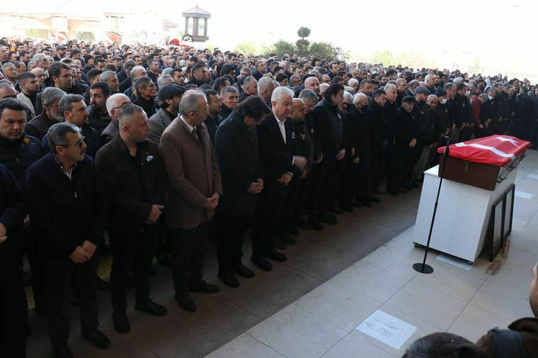 Iş Adamı Yasin Cinkaya Son Yolcuğuna Uğurlandı5 Result