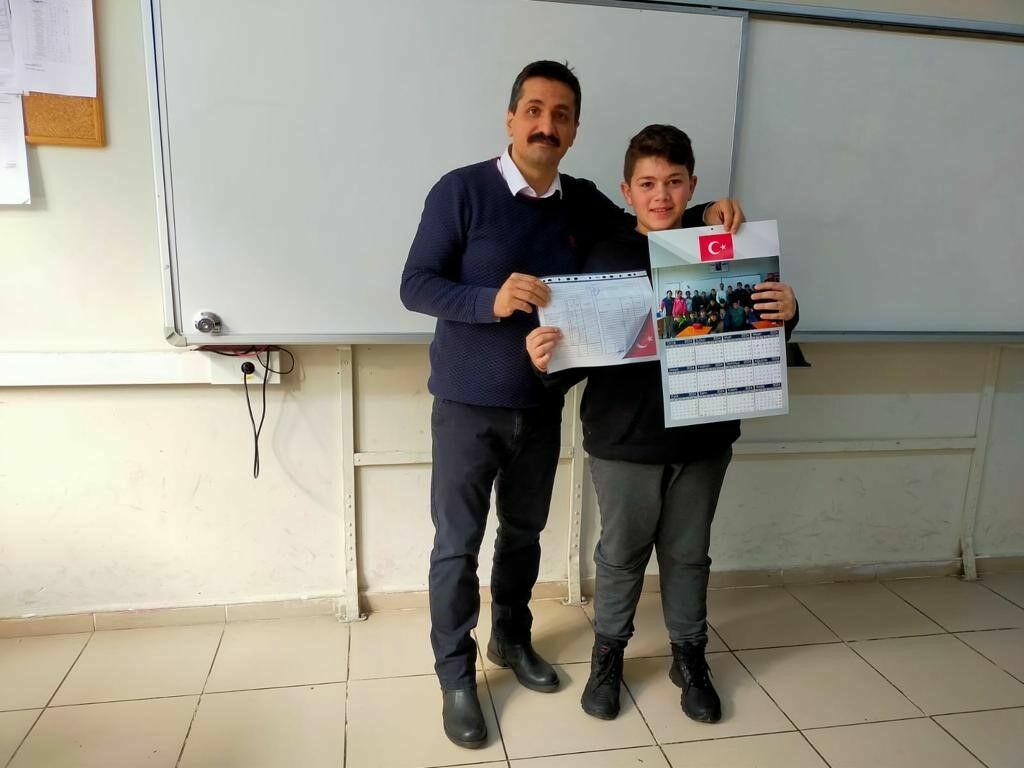 Karne Aldığı Gün Annesiyle Birlikte Kazada Hayatını Kaybetti2