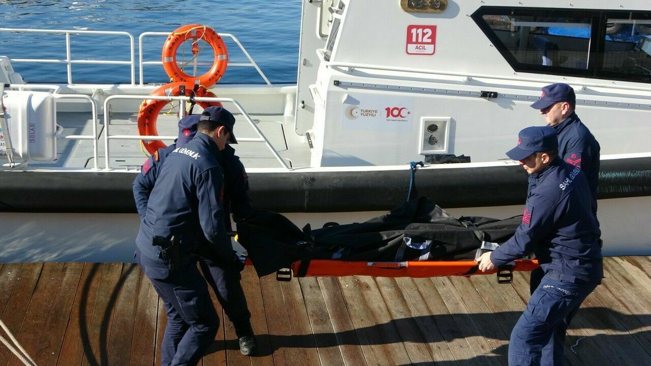 Kartal Açıklarındaki Yük Gemisinin Kaptanı Gemide Ölü Bulundu3