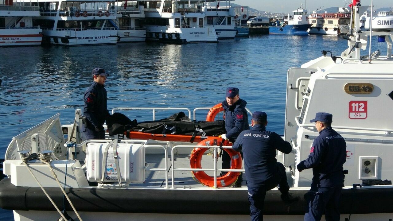 Kartal Açıklarındaki Yük Gemisinin Kaptanı Gemide Ölü Bulundu4