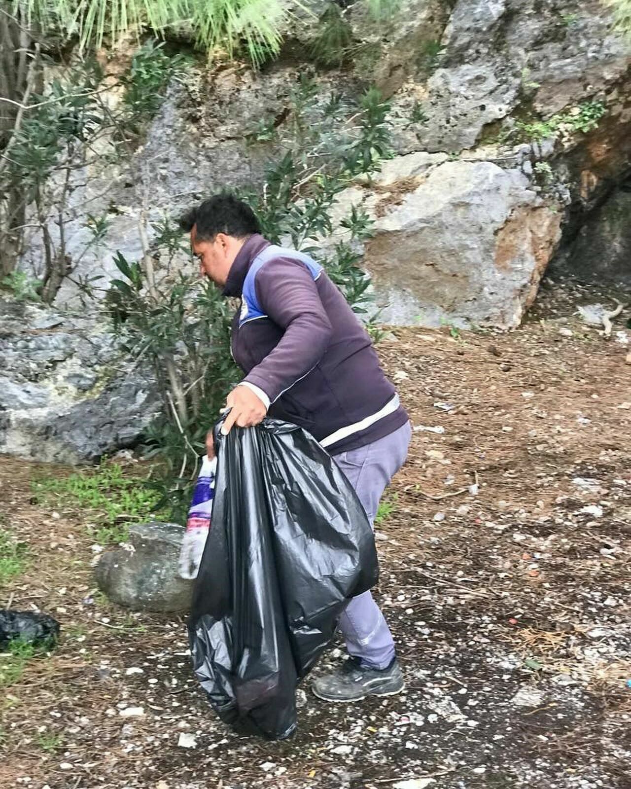 Muğla Dalyan'da Sulungur Gölü'nün Çevresi Temizlendi 