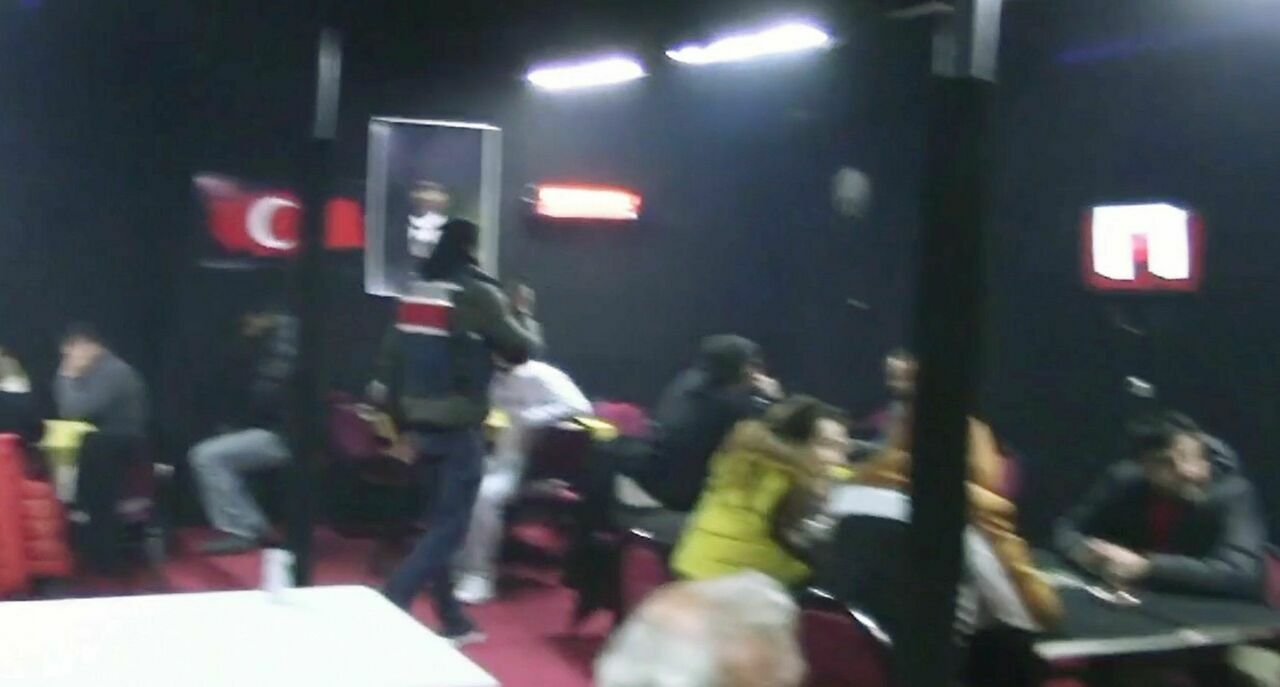 Muğla Fethiye'de İnşaat Müteahhitleri Derneği'ne Kumar Baskını! 