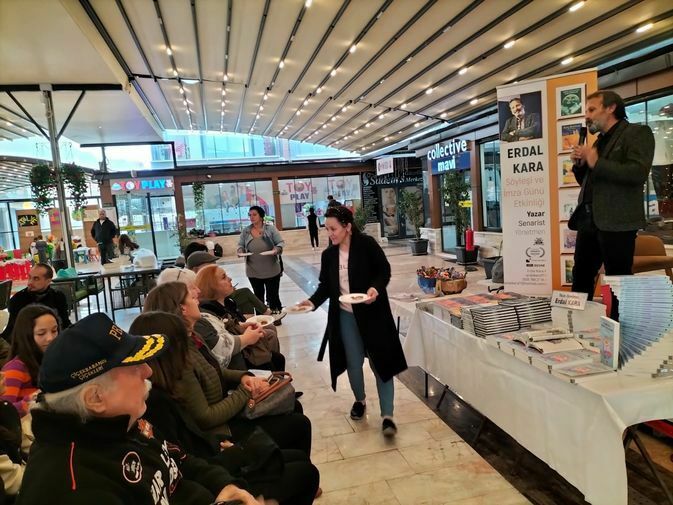 Muğla Köyceğiz’de Kitap Imza Etkinliği Düzenlendi