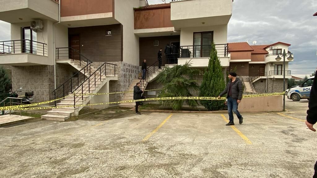 Ortağını Rehin Almıştı! Pompalıyla Yaralayıp Ev Kurşunladı