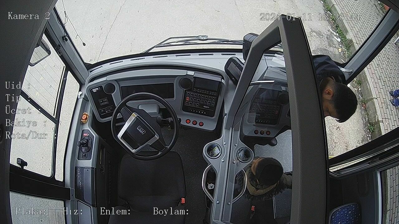 Torununu Otobüste Unuttu2