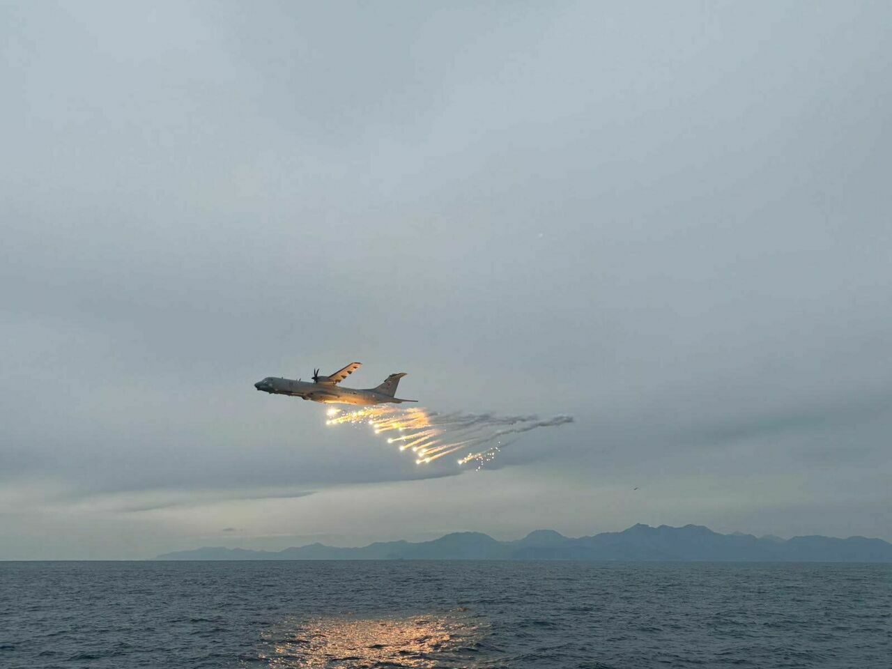 Türk Ordusundan Deni̇zkurdu Tatbikatıyla Mavi Vatan’da Gövde Gösterisi