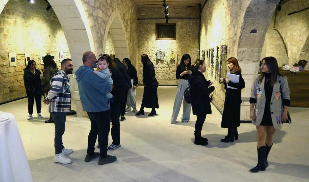 MEÜ Güzel Sanatlar Fakültesi'nden yeni sergi: 'Eski ve yeni karma tekstil tasarımı'