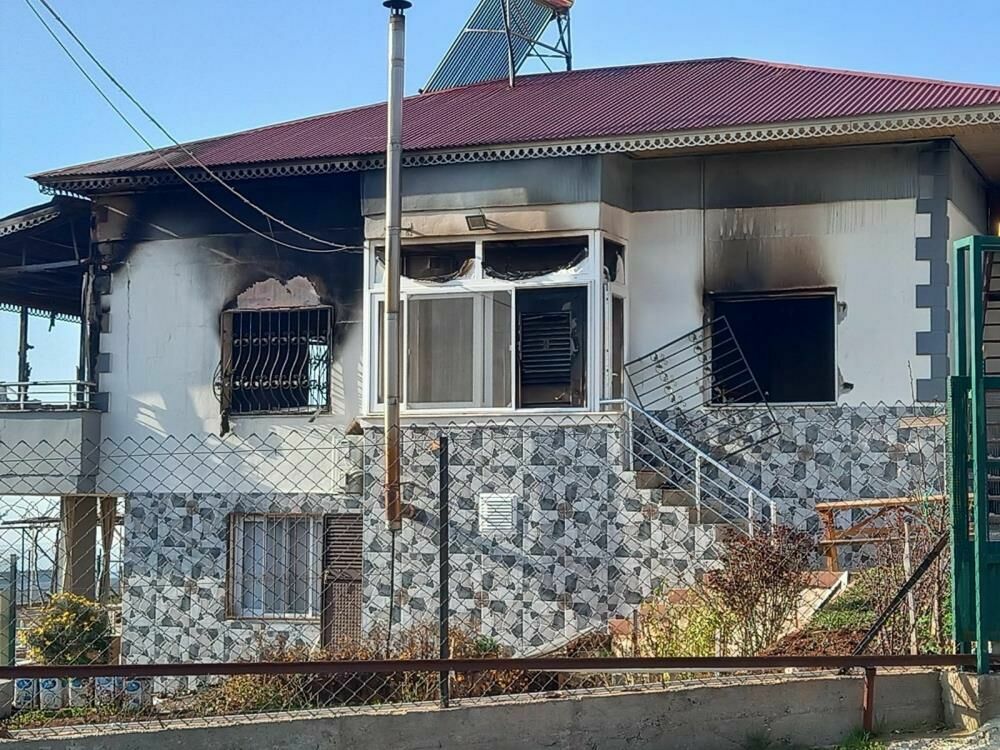 Mersin Erdemli'de yangın faciası: Emekli çift son yolculuğuna uğurlandı