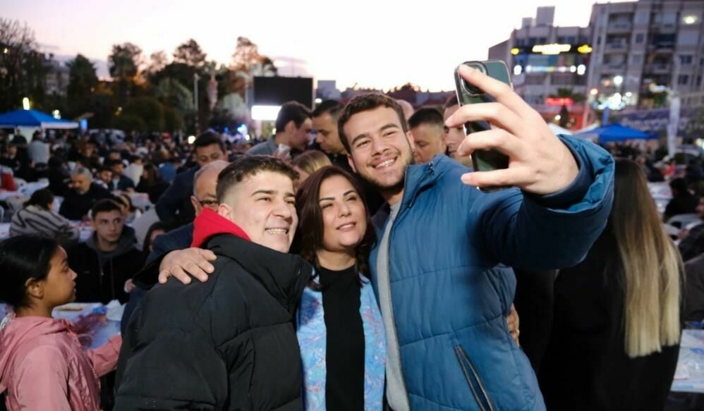 Aydın Büyükşehir Belediyesi Ramazan iftarları binlerce kişiyi buluşturuyor