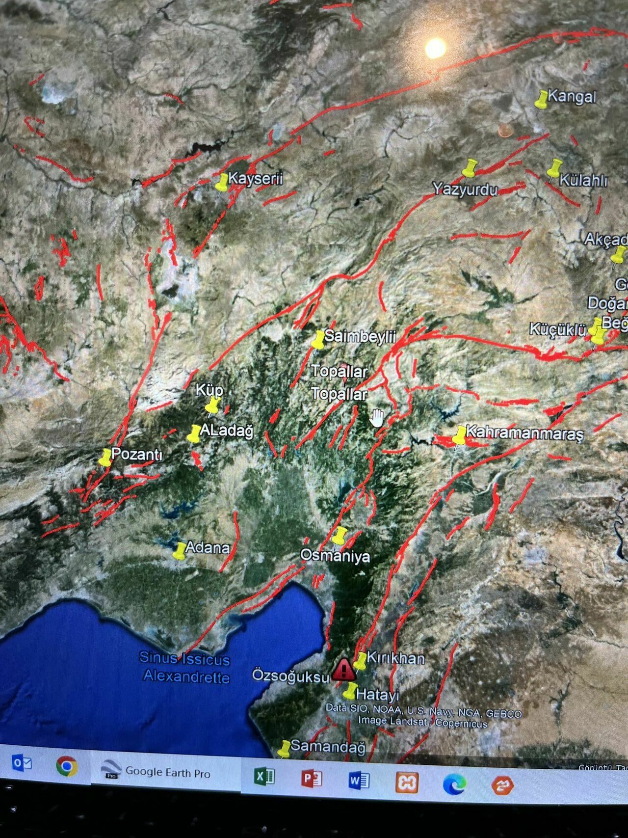 Adana Saimbeyli'de Depremler!
