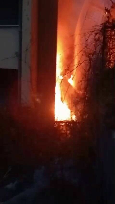 Buzdolabı Tamiri Yaptıracaktı! Aracıyla 10 Metrelik Boşluğa Düştü (3)