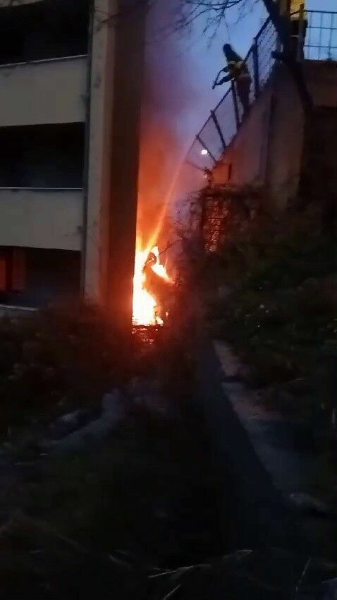 Buzdolabı Tamiri Yaptıracaktı! Aracıyla 10 Metrelik Boşluğa Düştü (4)