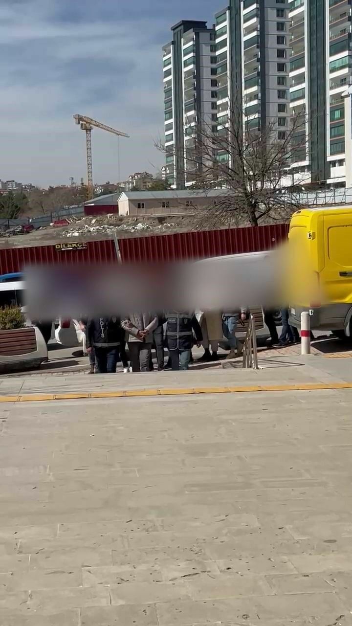 Elazığ’da Güzellik Salonuna Fuhuş Operasyonu