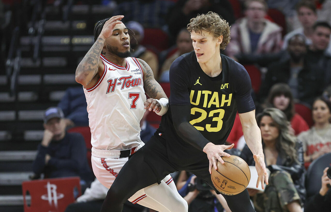 Boston Celtics ve Houston Rockets önemli galibiyetlere imza attı