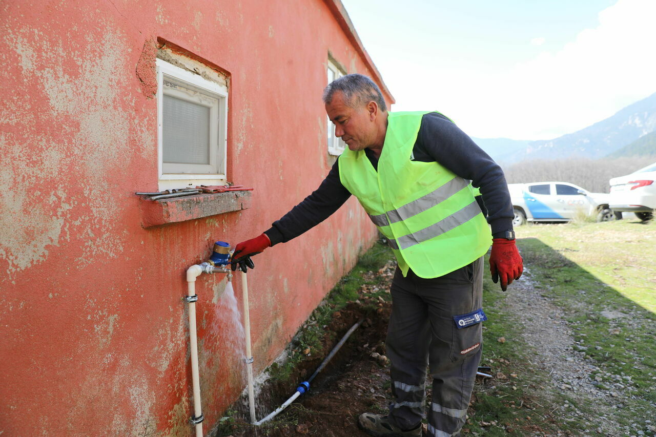 Antalya Büyükşehir Belediyesi Gazipaşa'da içme suyu sorununa son verdi