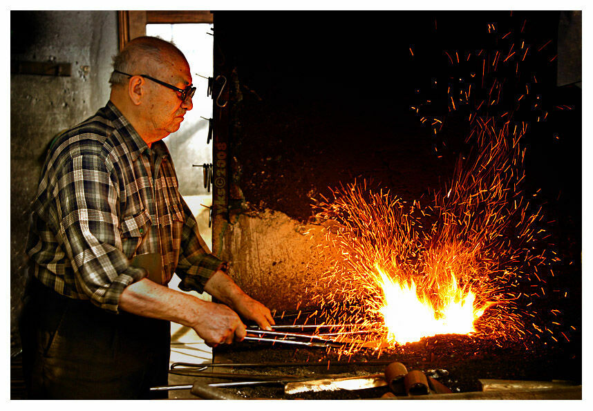 Demirci Ustası Nasıl Olunur? Demirciler Ne kadar Maaş Alır?