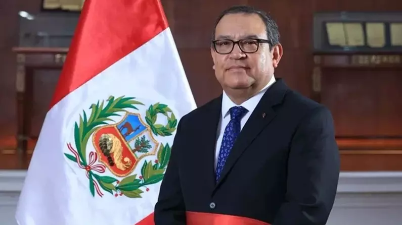 Başbakan Yolsuzluk Nedeniyle İstifa Etti!-1