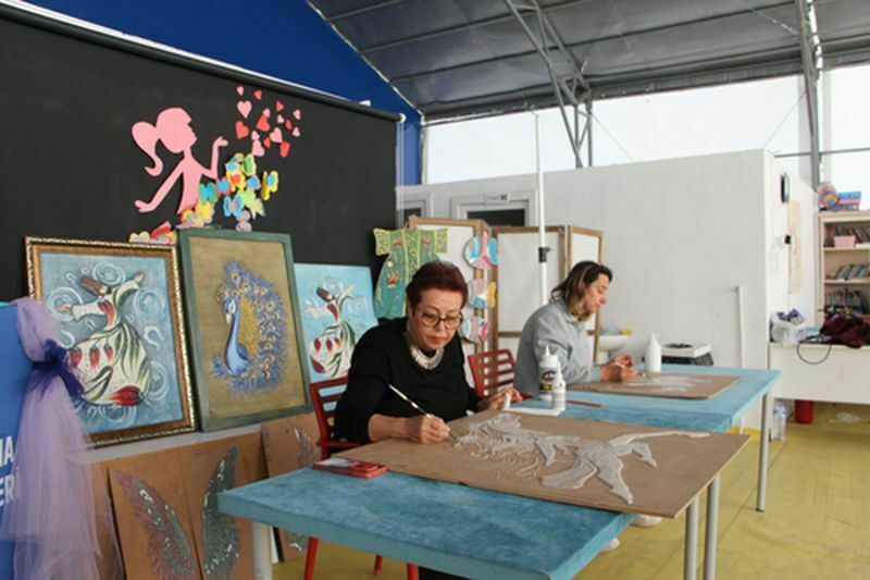 Hatay'da Depremzede Kadınlar Kirpi Okuyla Rölyef Yapıyor (3) Result