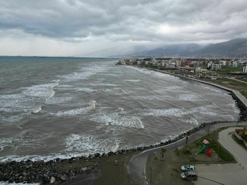 Hatay'da Kuvvetli Fırtına! Dalgalar 2 Metreyi Aştı (2) Result